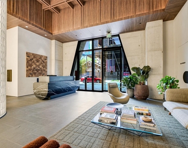 610 Davis St - Photo Thumbnail 18
