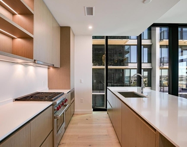 610 Davis St - Photo Thumbnail 35