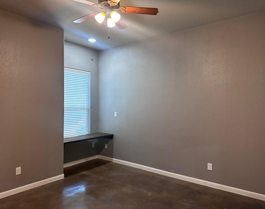 200 Mauna Kea Ln - Photo Thumbnail 5