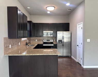 200 Mauna Kea Ln - Photo Thumbnail 3