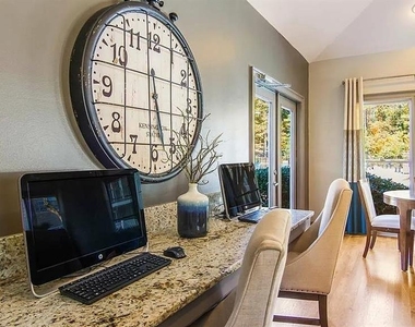 3780 Towne Crossing Road - Photo Thumbnail 5