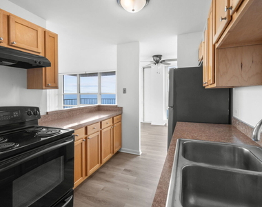 6730 S South Shore Drive - Photo Thumbnail 2