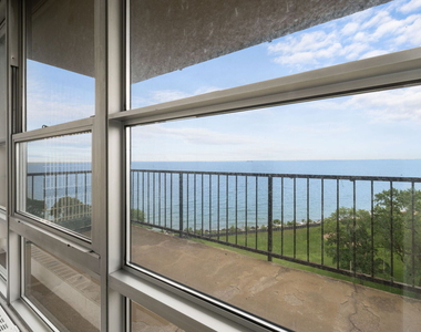 6730 S South Shore Drive - Photo Thumbnail 11
