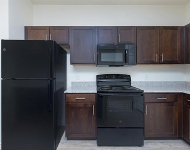 2401 Golden Heights Road - Photo Thumbnail 5