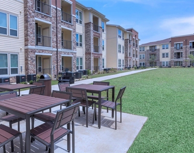 2401 Golden Heights Road - Photo Thumbnail 1