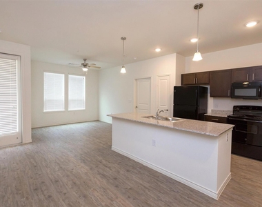 2401 Golden Heights Road - Photo Thumbnail 4