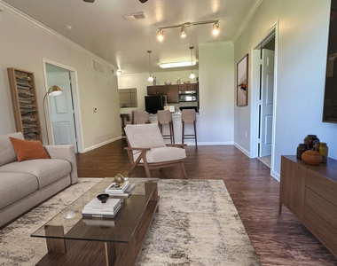 320 S Stewart Boulevard - Photo Thumbnail 12