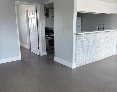 1125 Ann Street - Photo Thumbnail 1