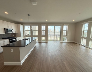 716 Waugh Drive - Photo Thumbnail 2