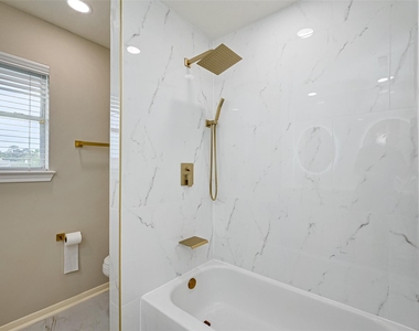 11954 Galentine Point - Photo Thumbnail 27
