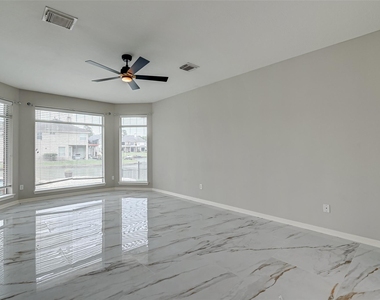 11954 Galentine Point - Photo Thumbnail 29