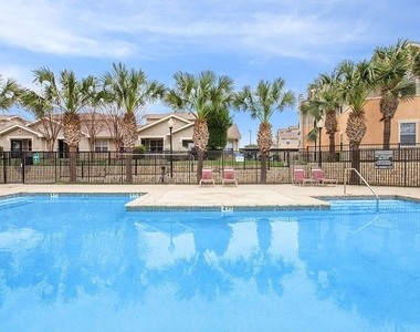 5606 Saint David Lane - Photo Thumbnail 2