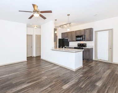 8501 Casa Verde Road - Photo Thumbnail 3