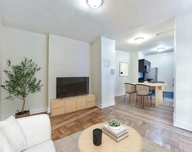 West 11th Street - Photo Thumbnail 2