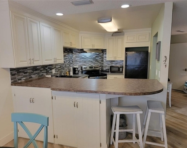 1515 Pinellas Bayway S - Photo Thumbnail 15