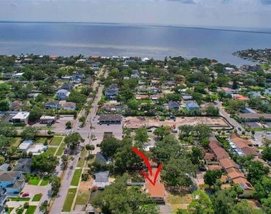 4714 W Vasconia Street - Photo Thumbnail 2