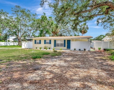 4714 W Vasconia Street - Photo Thumbnail 8
