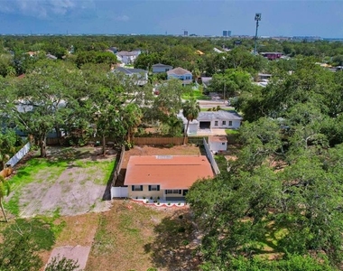 4714 W Vasconia Street - Photo Thumbnail 32