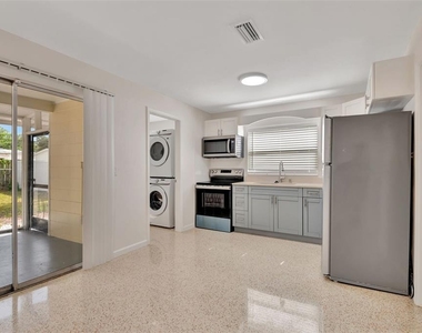 4714 W Vasconia Street - Photo Thumbnail 14