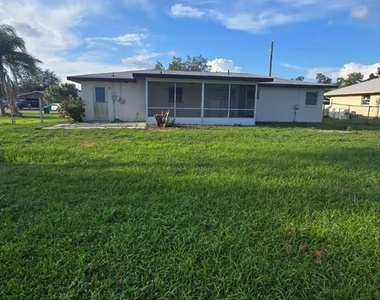 23067 Elmira Boulevard - Photo Thumbnail 16