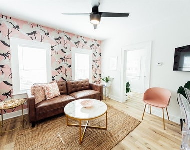 809 10th Avenue N - Photo Thumbnail 3