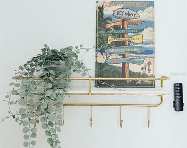 809 10th Avenue N - Photo Thumbnail 17