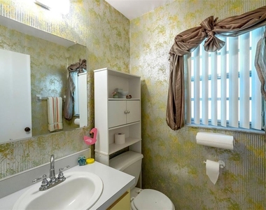 1814 Foxhunt Drive - Photo Thumbnail 7