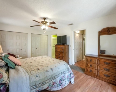 1814 Foxhunt Drive - Photo Thumbnail 9