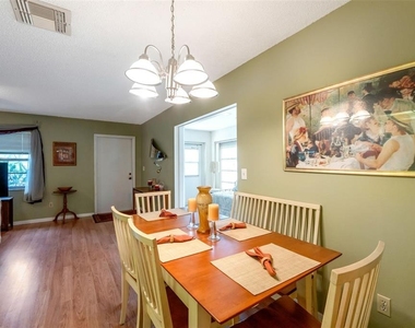 1814 Foxhunt Drive - Photo Thumbnail 3