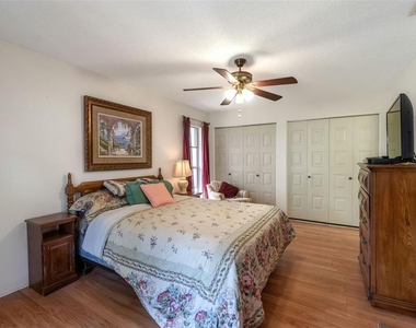 1814 Foxhunt Drive - Photo Thumbnail 8