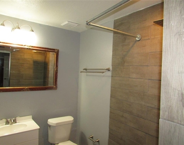 12715 Raeburn Way - Photo Thumbnail 15