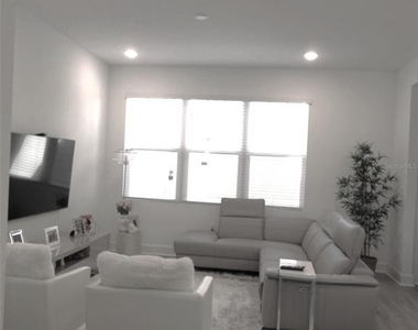 2252 Celebration Boulevard - Photo Thumbnail 10