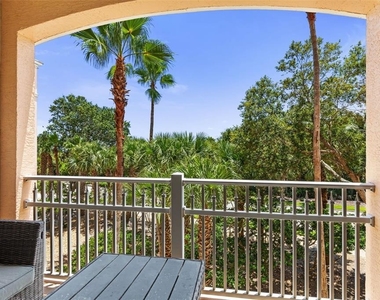 35 Ocean Crest Way - Photo Thumbnail 16