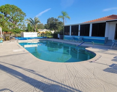 14277 Palm Terrace - Photo Thumbnail 35