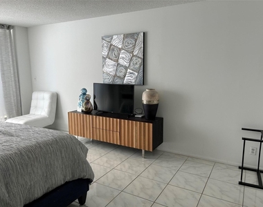 4020 Galt Ocean Drive - Photo Thumbnail 4
