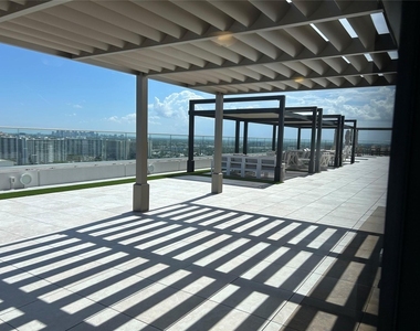 4020 Galt Ocean Drive - Photo Thumbnail 20