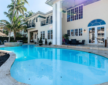 7 Pelican Drive - Photo Thumbnail 2