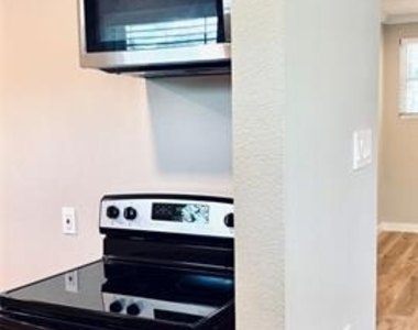 4603 Junius Street - Photo Thumbnail 5