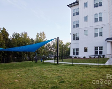 4101 Glenloch Circle - Photo Thumbnail 18