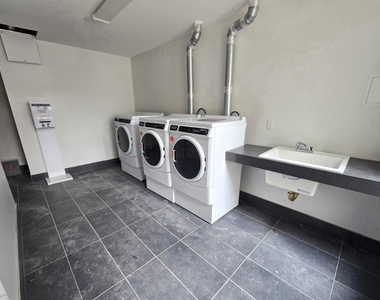 31-11 28th Road - Photo Thumbnail 11