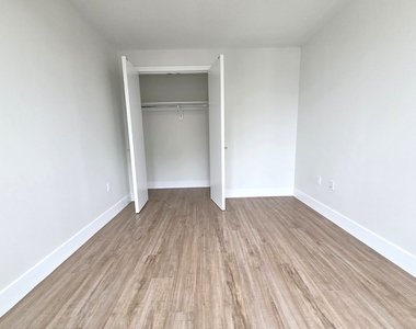 31-11 28th Road - Photo Thumbnail 7