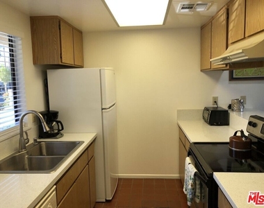 40590 La Costa Circle - Photo Thumbnail 2