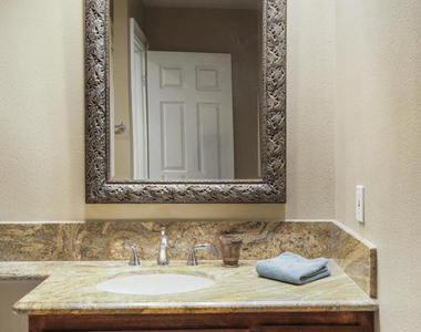 182 Desert Falls Circle - Photo Thumbnail 20