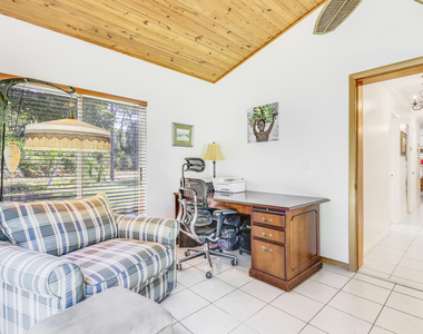 1329 Chippewa Street - Photo Thumbnail 11