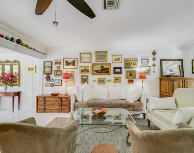 1329 Chippewa Street - Photo Thumbnail 20