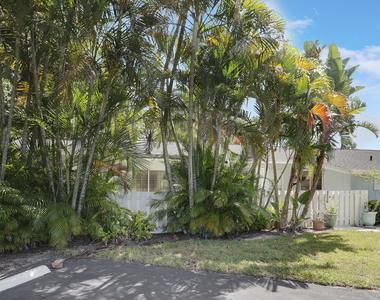 1329 Chippewa Street - Photo Thumbnail 32