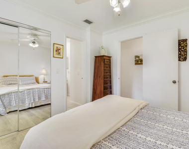 1329 Chippewa Street - Photo Thumbnail 9