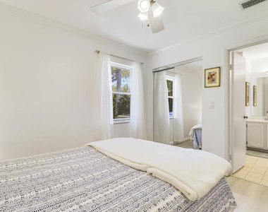 1329 Chippewa Street - Photo Thumbnail 8