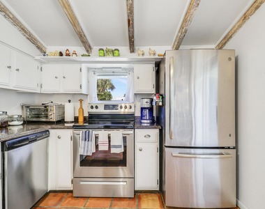 1329 Chippewa Street - Photo Thumbnail 14