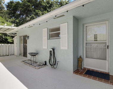 1329 Chippewa Street - Photo Thumbnail 29
